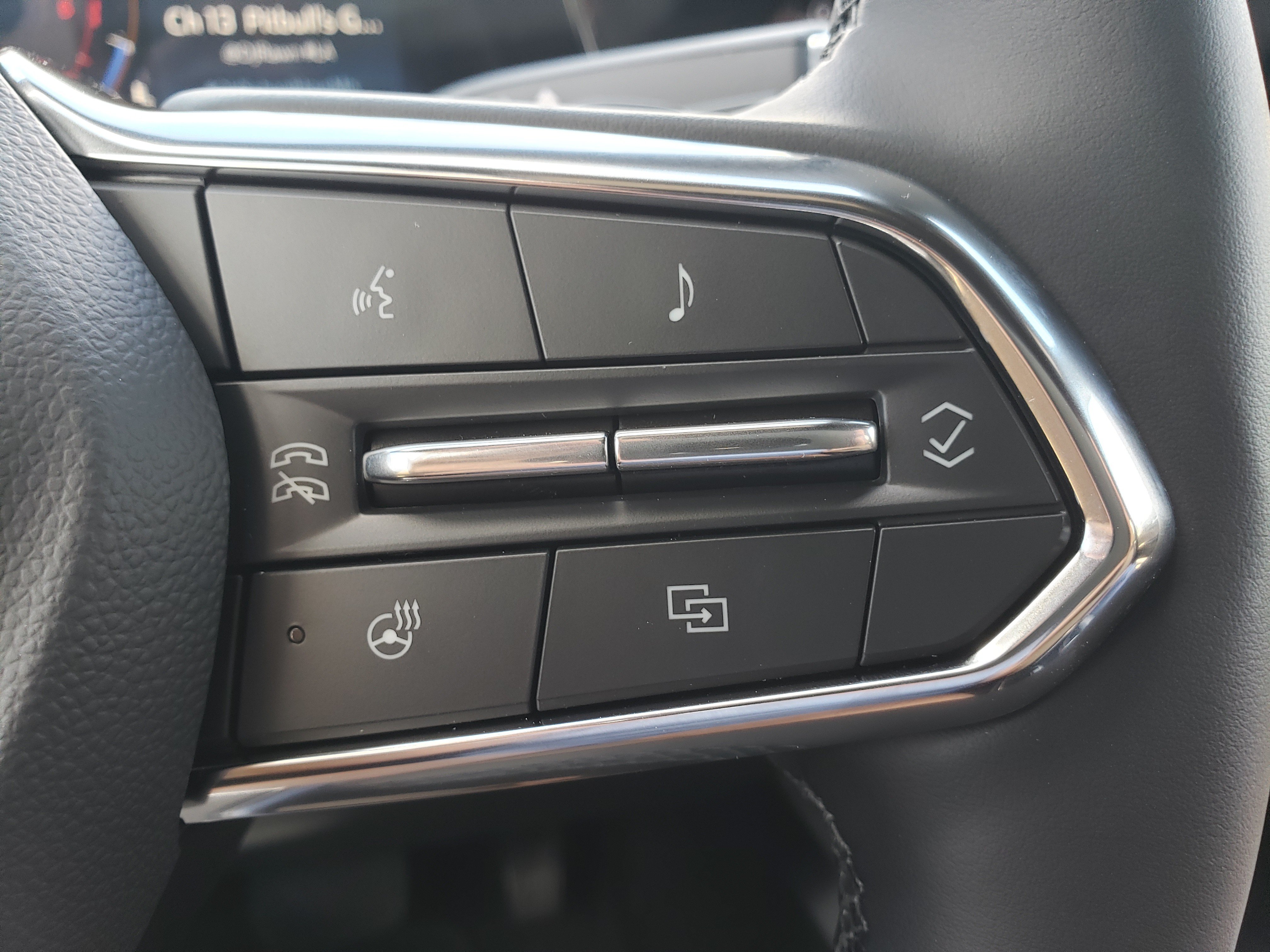 New 2026 Chevrolet Equinox ACTIV w/ Convenience Package III FWD image 18