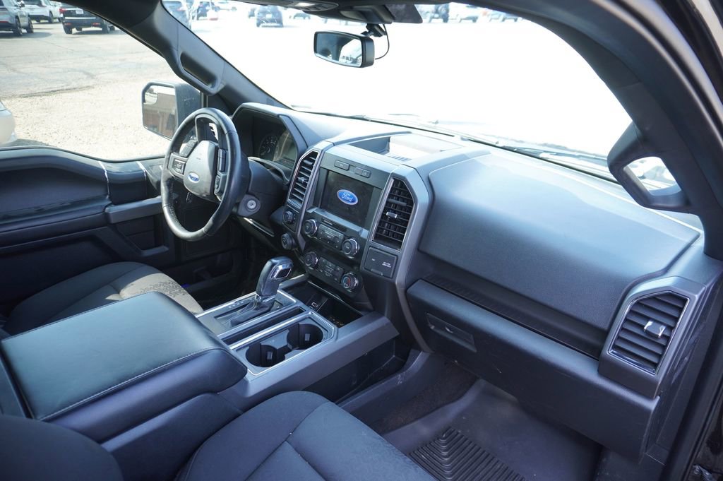 Used 2020 Ford F150 XLT w/ Equipment Group 302A Luxury AWD/4WD image 8