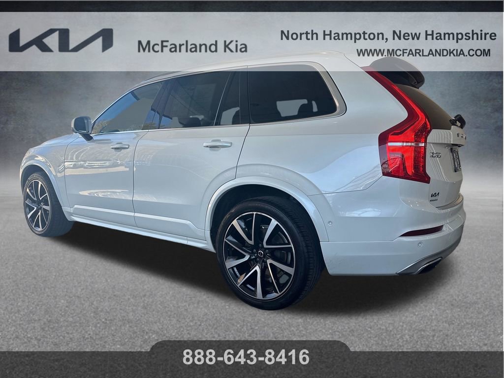 Used 2021 Volvo XC90 T6 Momentum w/ Advanced Package image 3