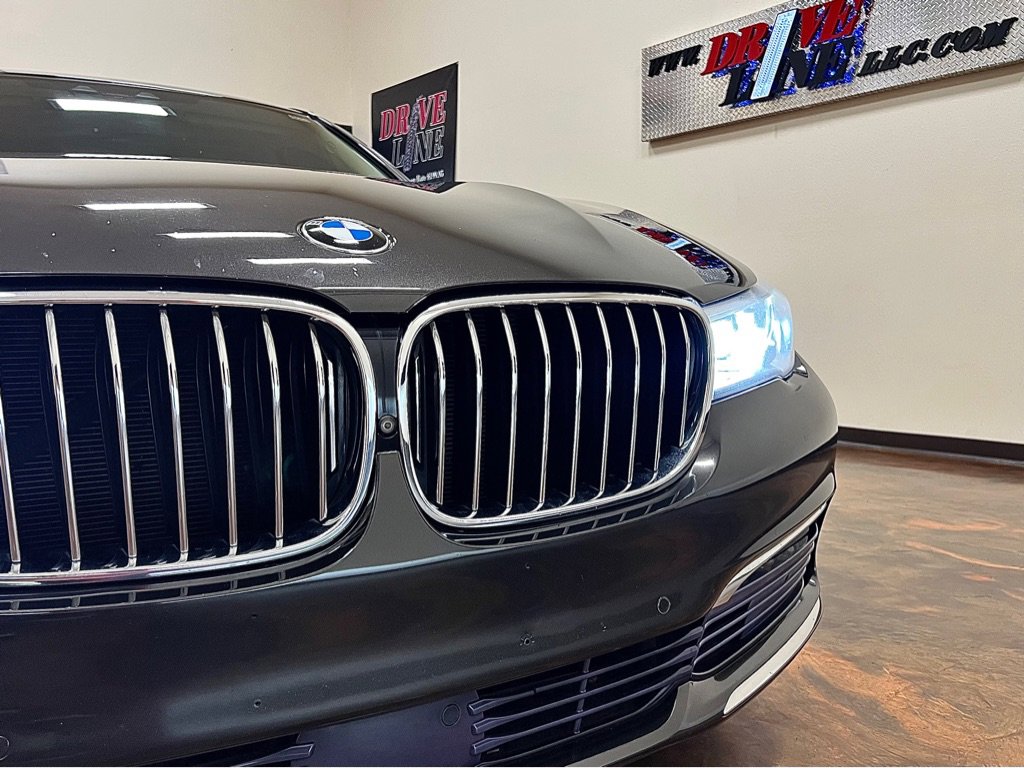 Used 2016 BMW 740i RWD image 39