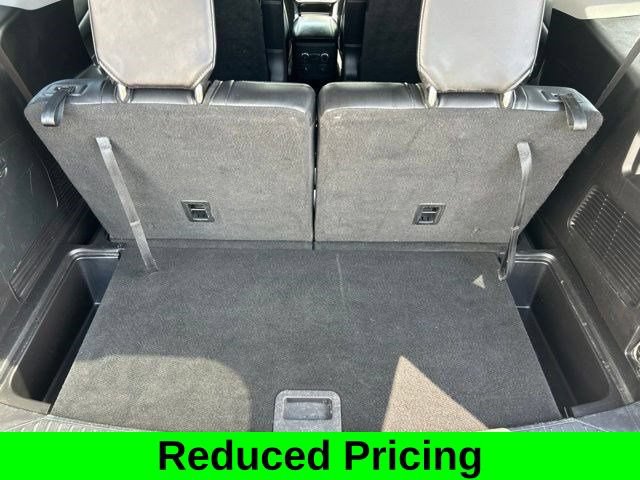 Used 2021 Ford Explorer XLT w/ Equipment Group 202A AWD/4WD image 46