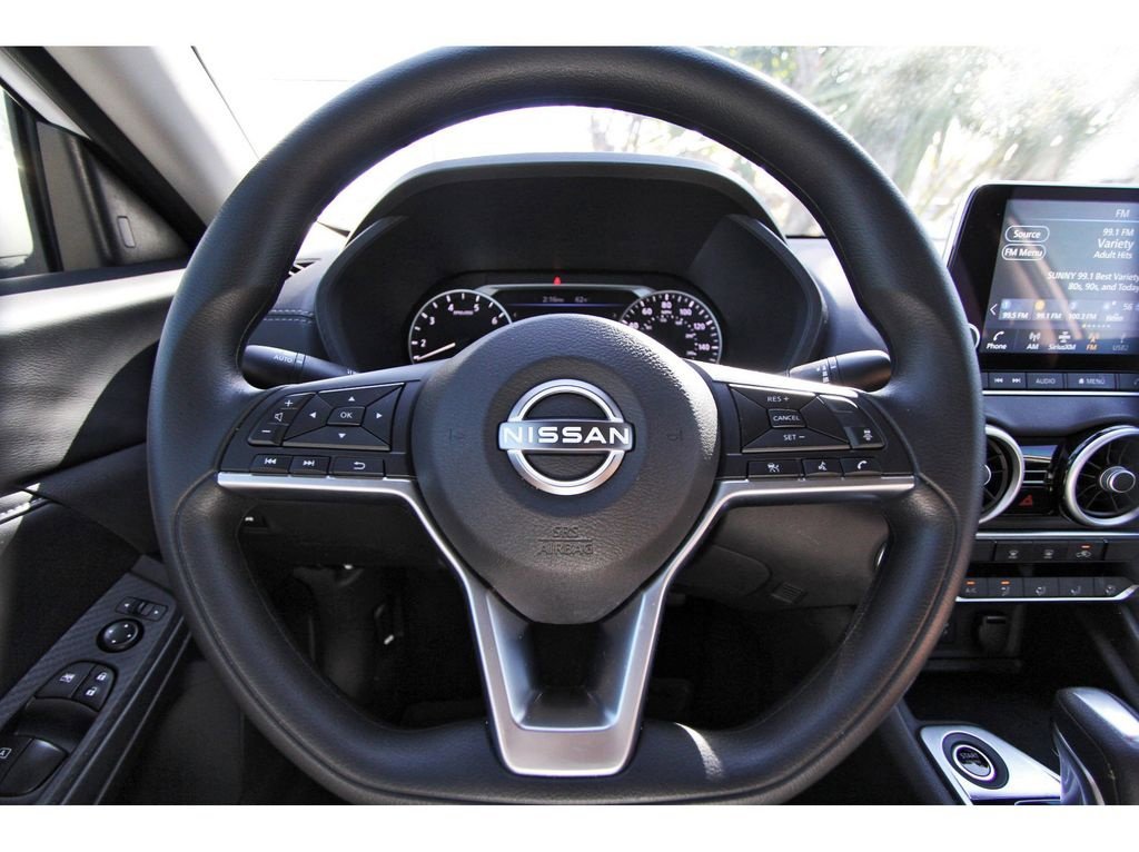 Used 2025 Nissan Sentra SV image 14