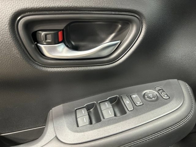 Certified 2026 Honda HR-V LX image 23