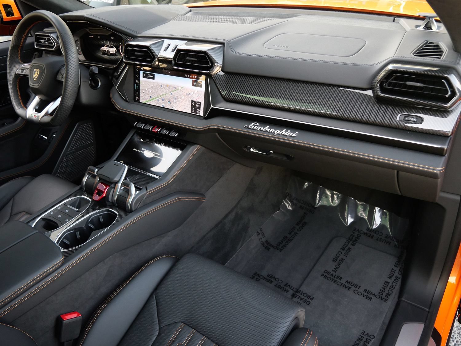 Used 2025 Lamborghini Urus S AWD/4WD image 21
