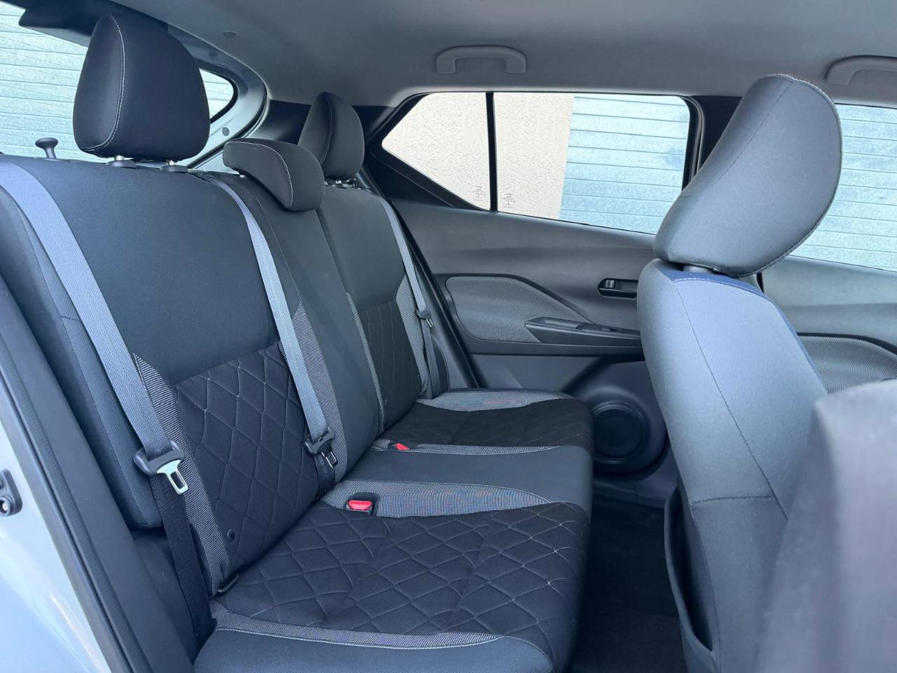 Used 2019 Nissan Kicks S image 26