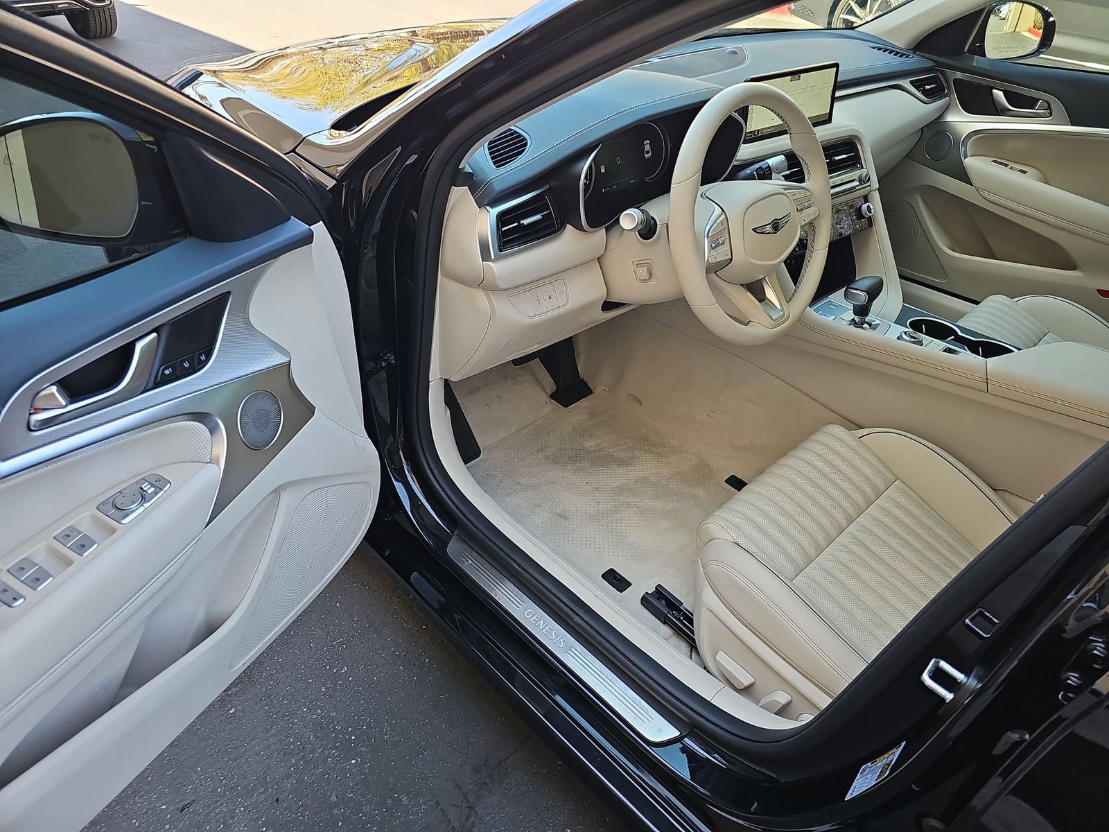 Certified 2026 Genesis G70 2.5T RWD image 10