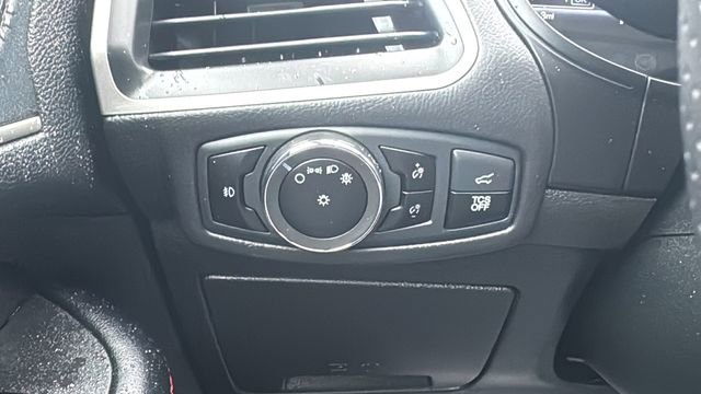 Certified 2023 Ford Edge ST-Line image 15