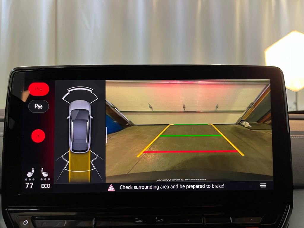 Used 2023 Volkswagen ID.4 Pro S Plus image 16