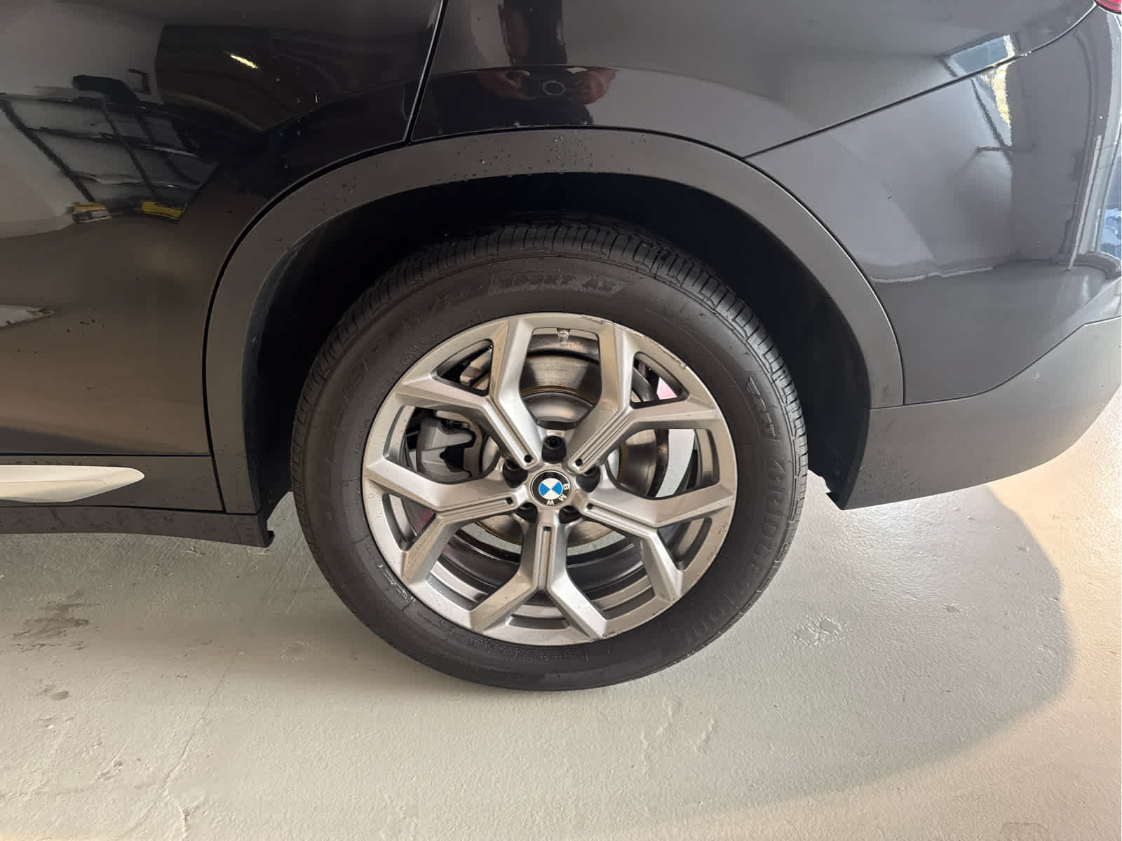 Used 2021 BMW X4 xDrive30i w/ Premium Package AWD/4WD image 6