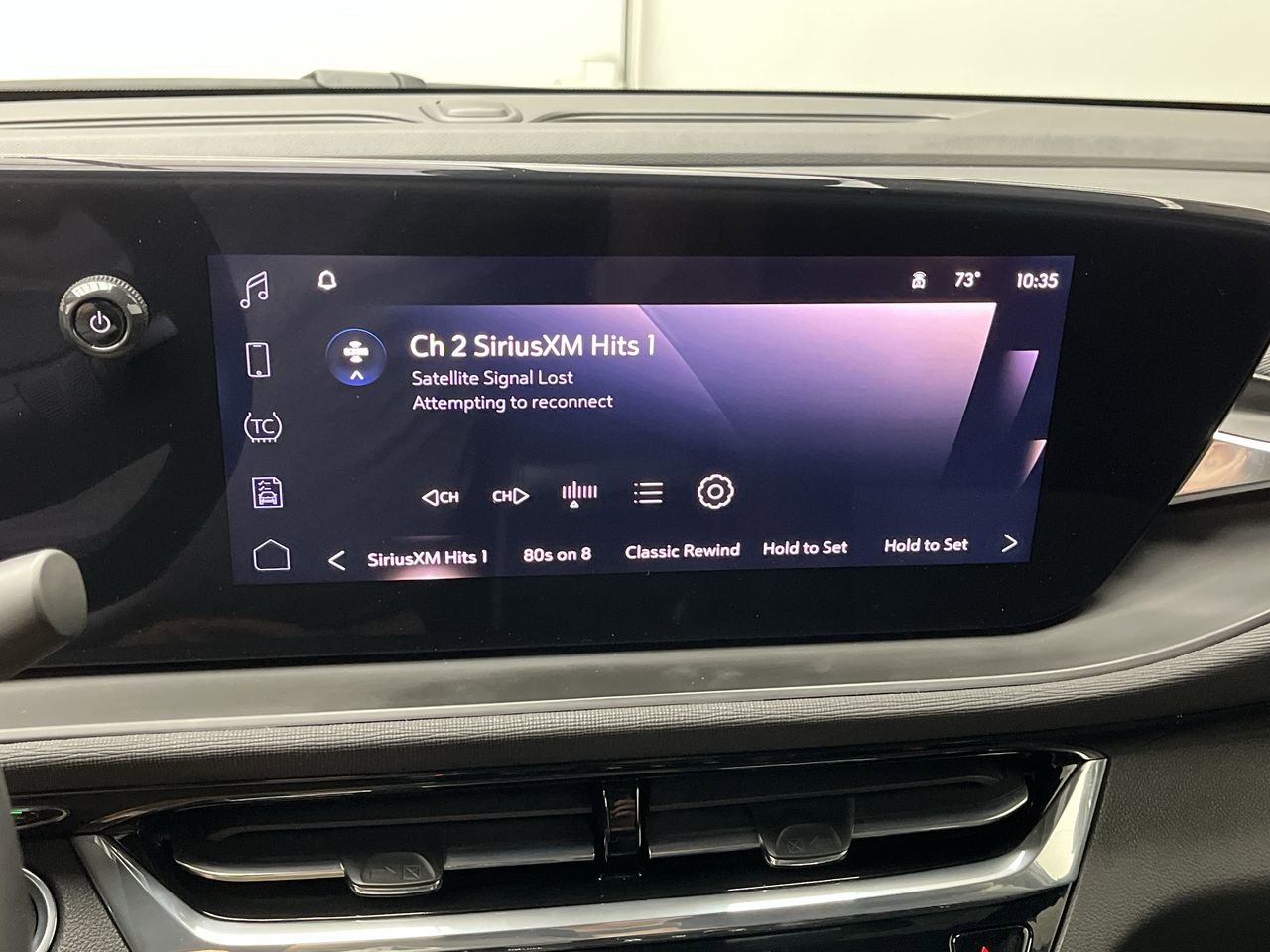 Certified 2024 Buick Envista Sport Touring w/ Convenience I Package FWD image 17