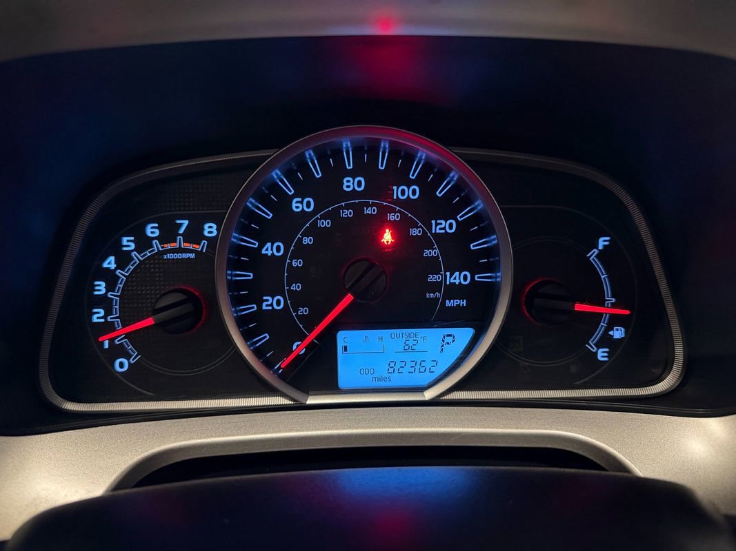 Used 2015 Toyota RAV4 XLE image 7