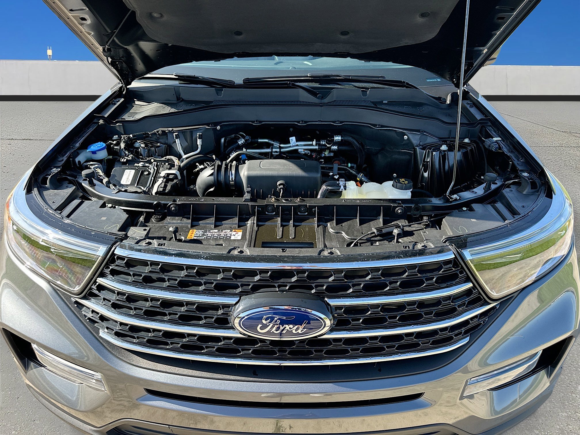 Certified 2023 Ford Explorer XLT w/ Equipment Group 202A image 28