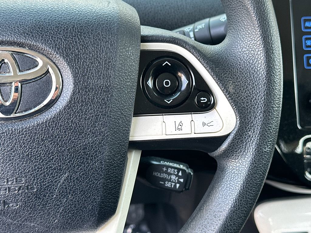Used 2018 Toyota Prius Two image 22