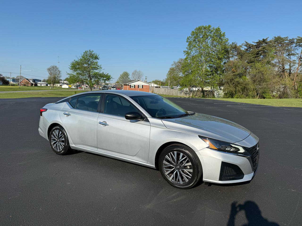 Used 2024 Nissan Altima 2.5 SV image 4