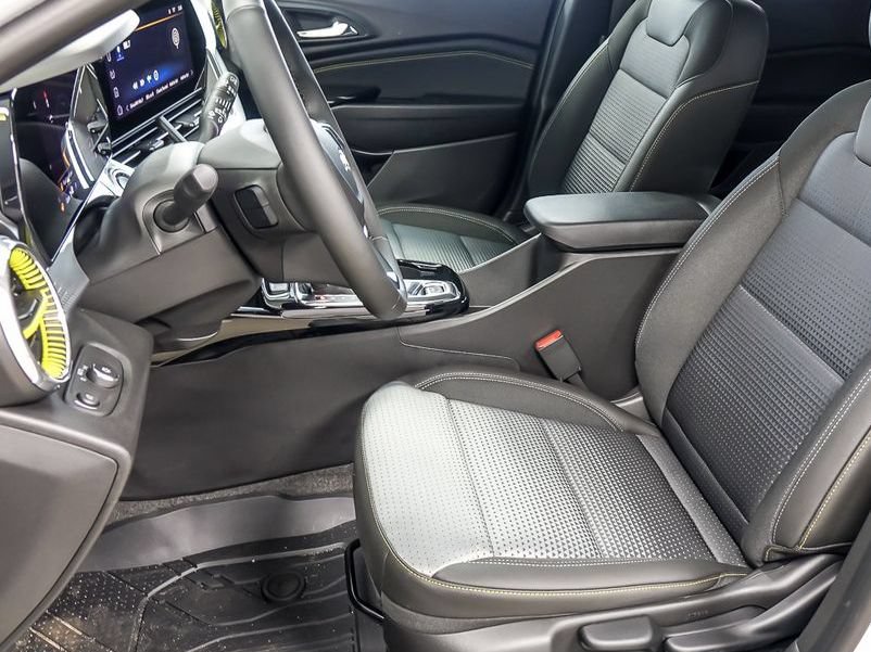 New 2026 Chevrolet Trax LT w/ Driver Confidence Package FWD image 10