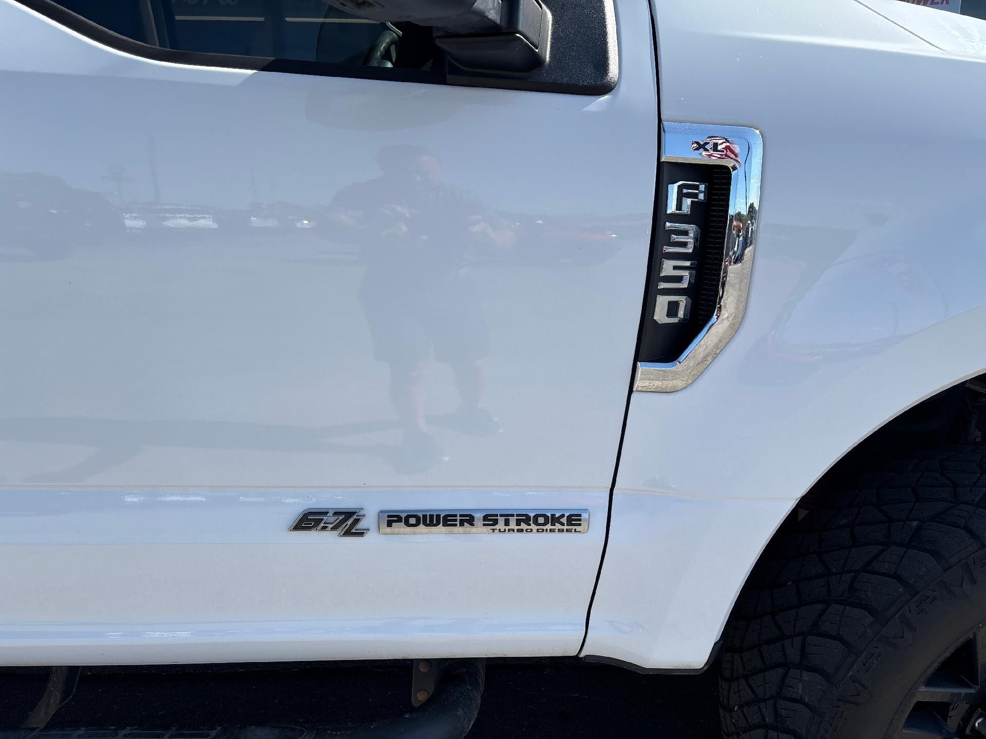 Used 2017 Ford F350 XL w/ Power Equipment Group AWD/4WD image 7