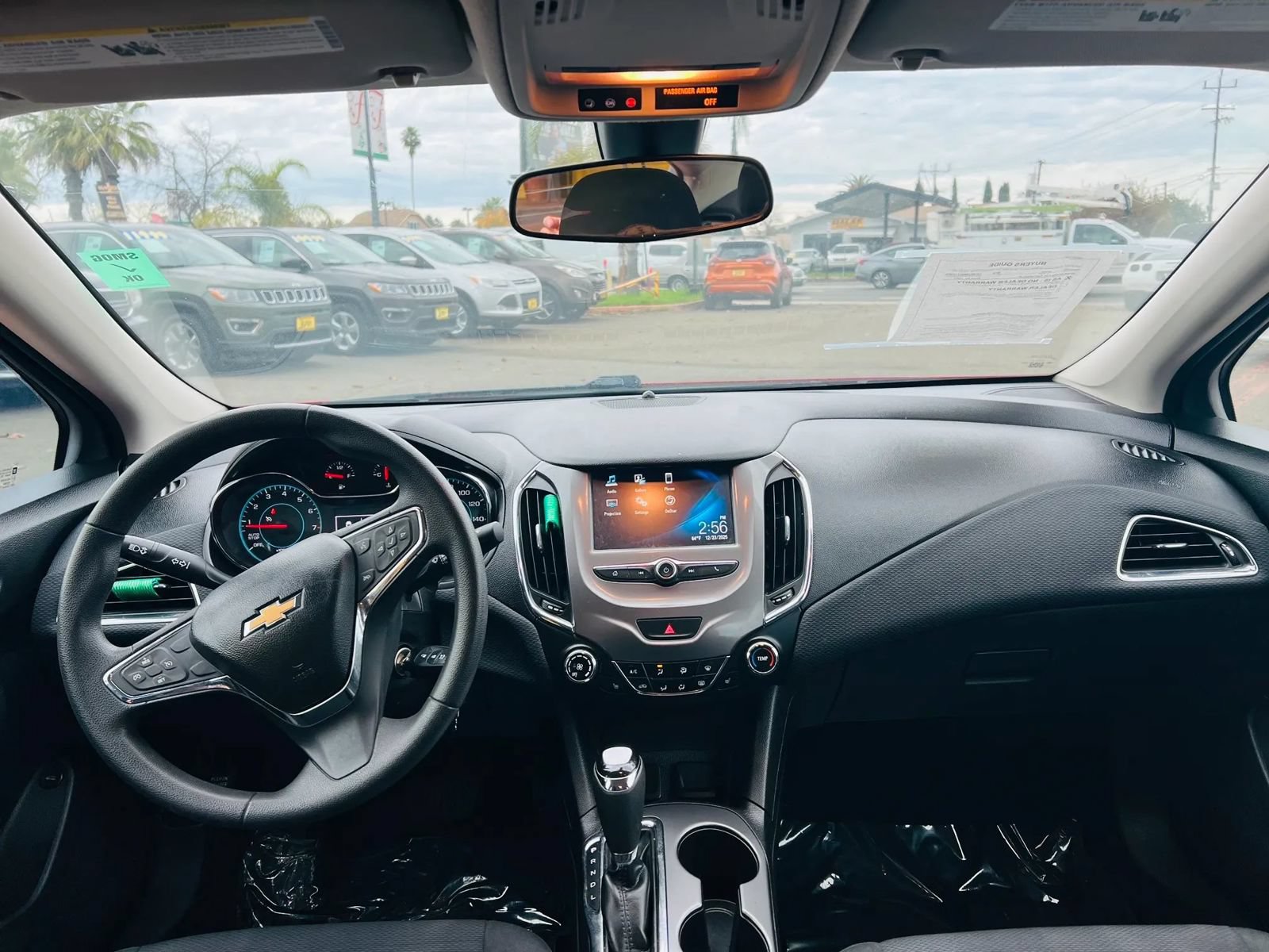 Used 2018 Chevrolet Cruze LT w/ LT Fleet Convenience Package FWD image 12