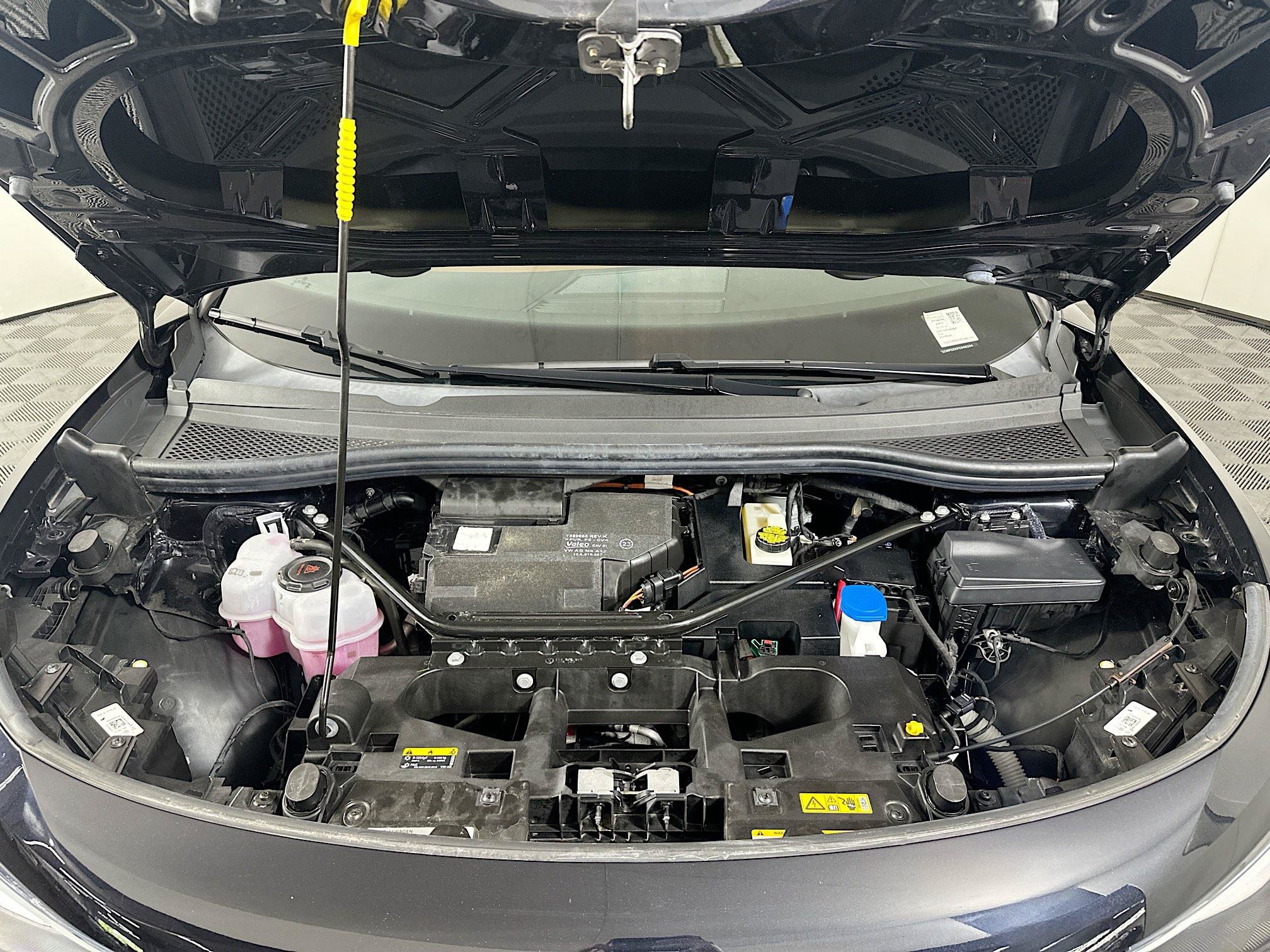 Used 2023 Volkswagen ID.4 Pro RWD image 33
