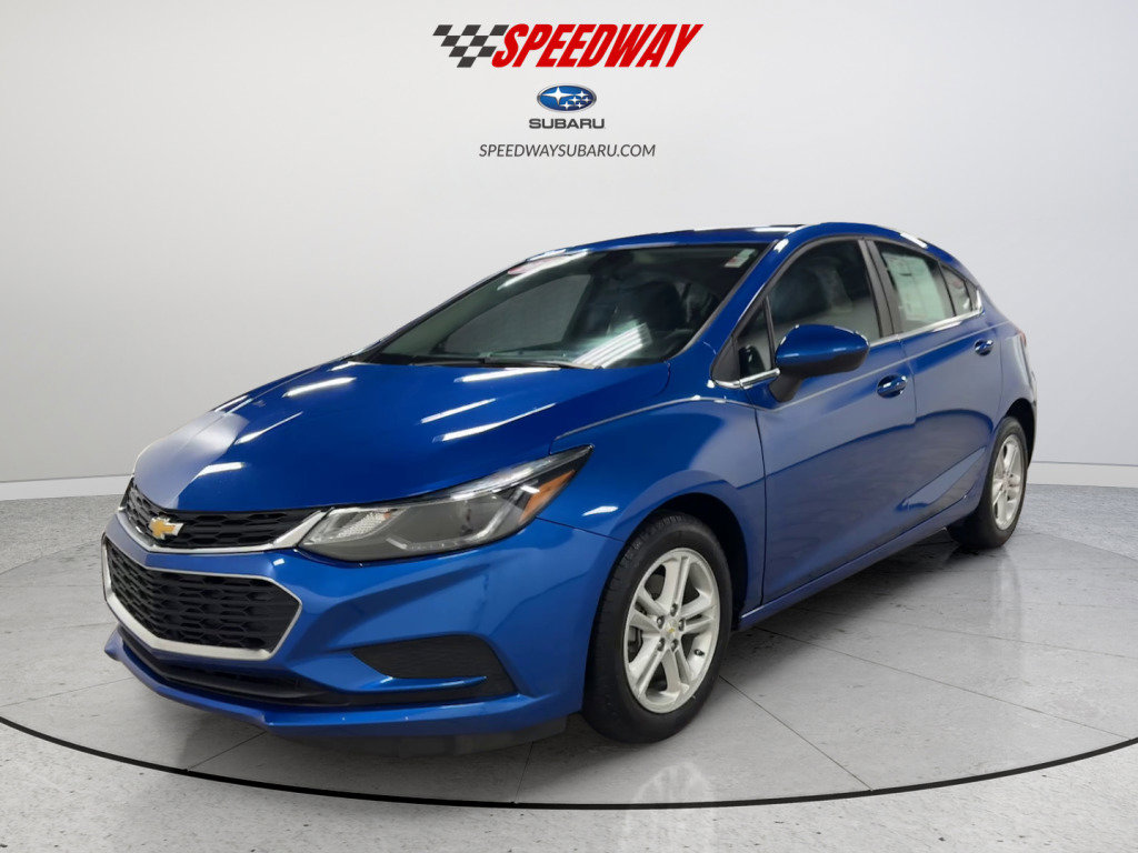 Used 2018 Chevrolet Cruze LT w/ Convenience Package image 3