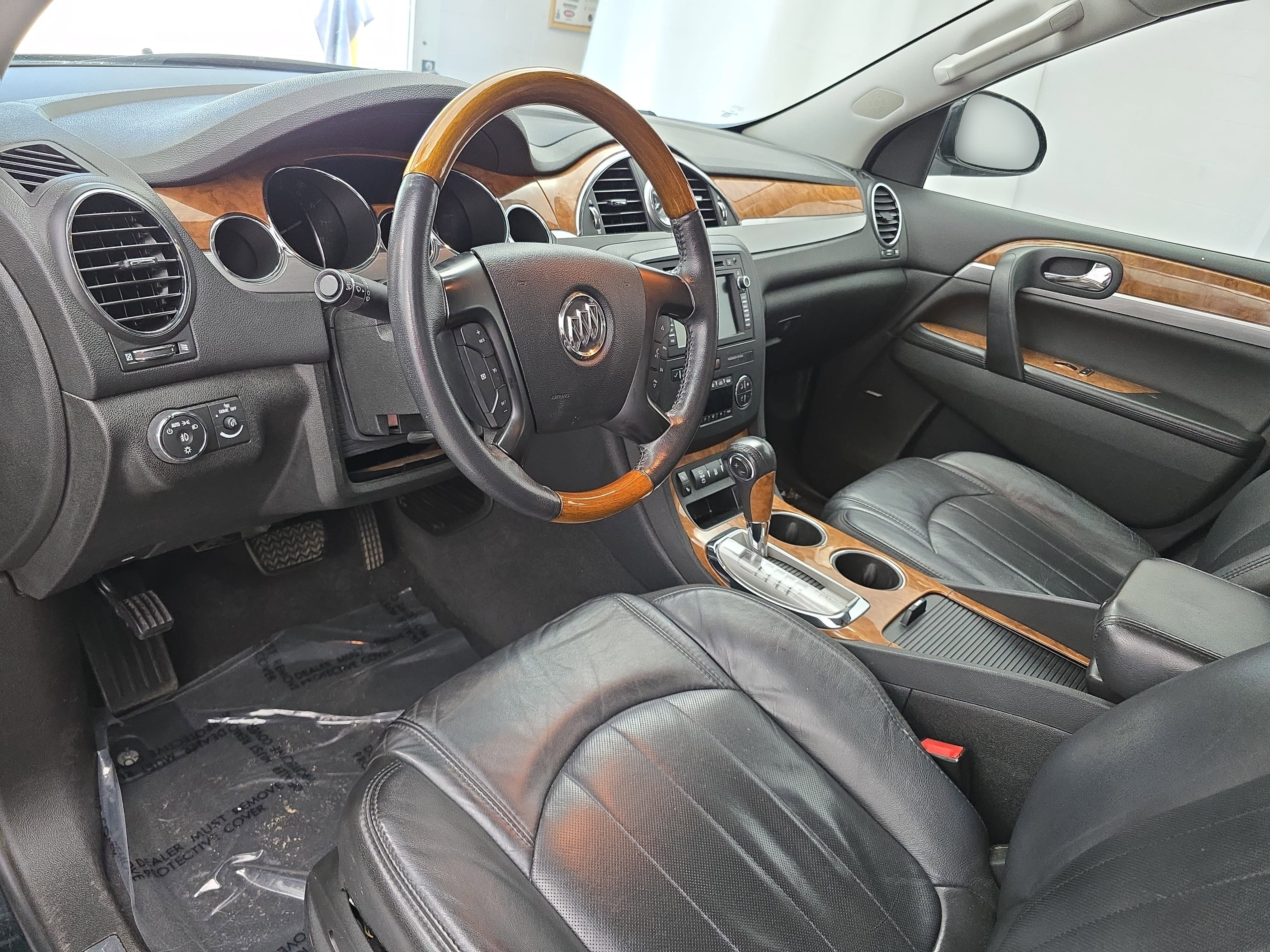 Used 2012 Buick Enclave Leather FWD image 17