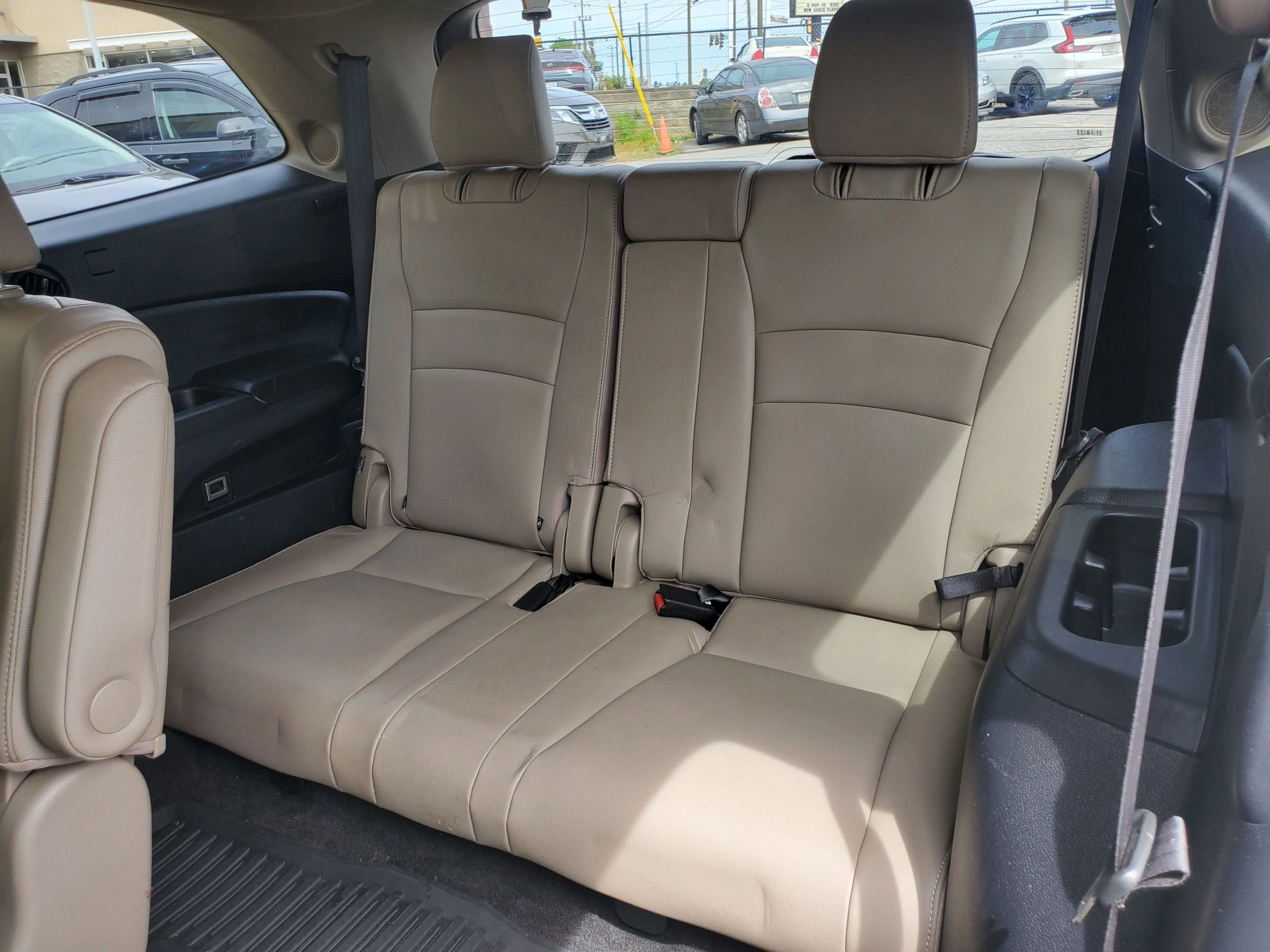 Used 2019 Honda Pilot Touring image 35