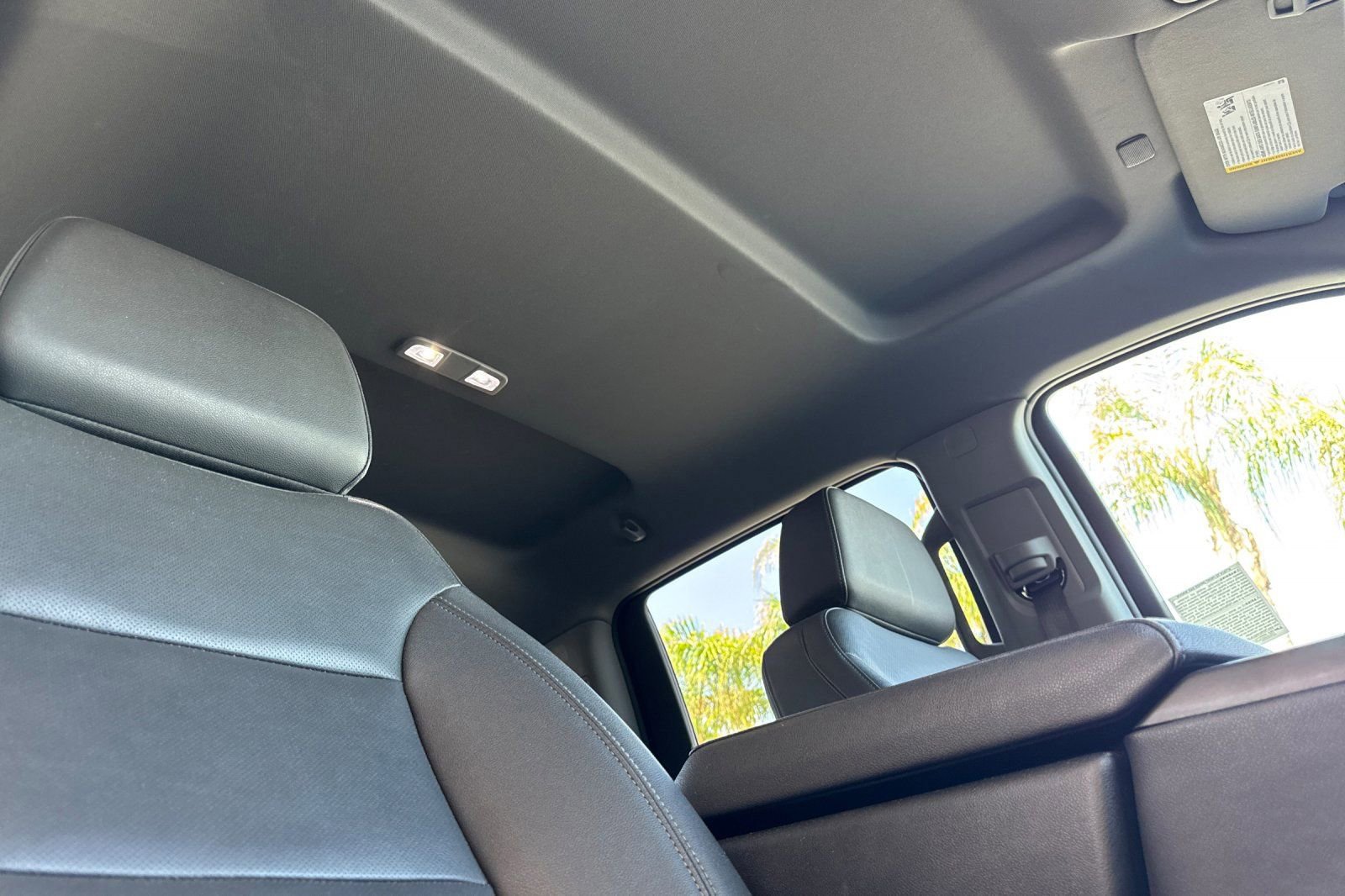 Certified 2025 GMC Sierra 1500 SLT RWD image 17