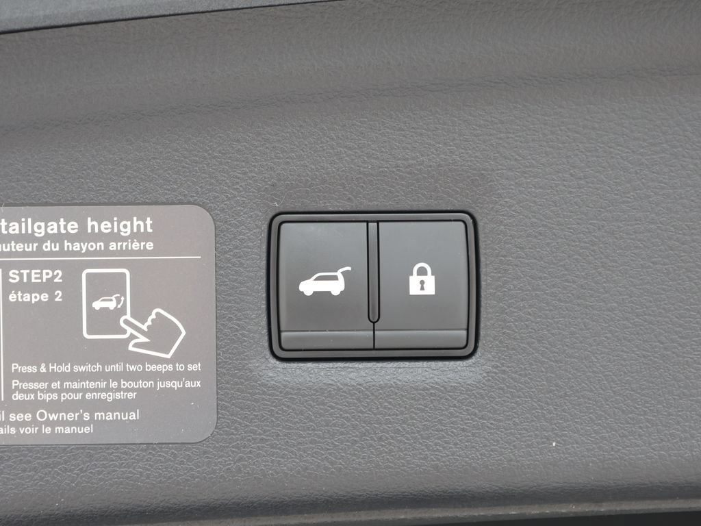 Certified 2025 INFINITI QX50 Luxe AWD/4WD image 9