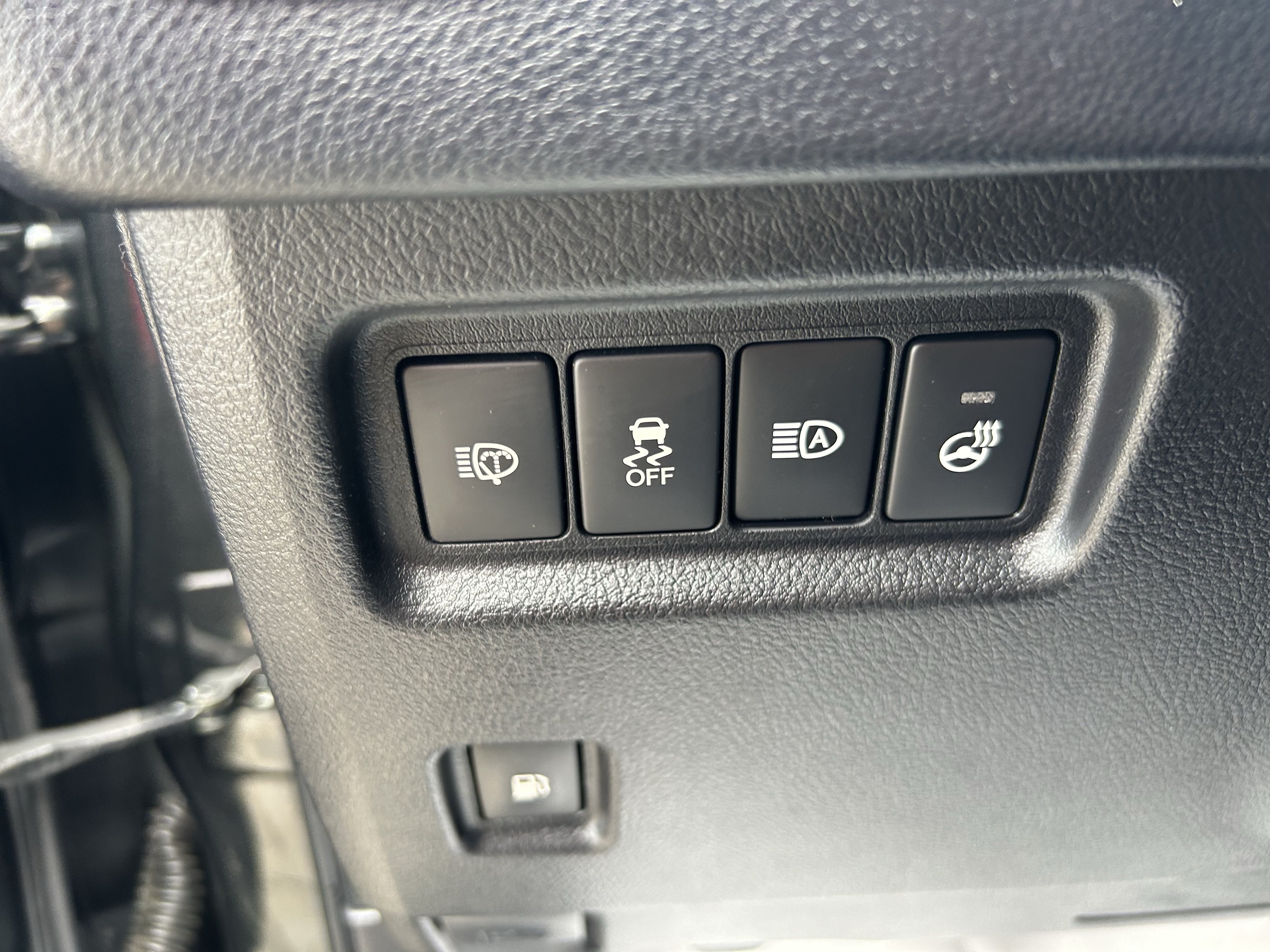 Used 2023 Lexus GX 460 Luxury w/ Sport Design Package AWD/4WD image 14
