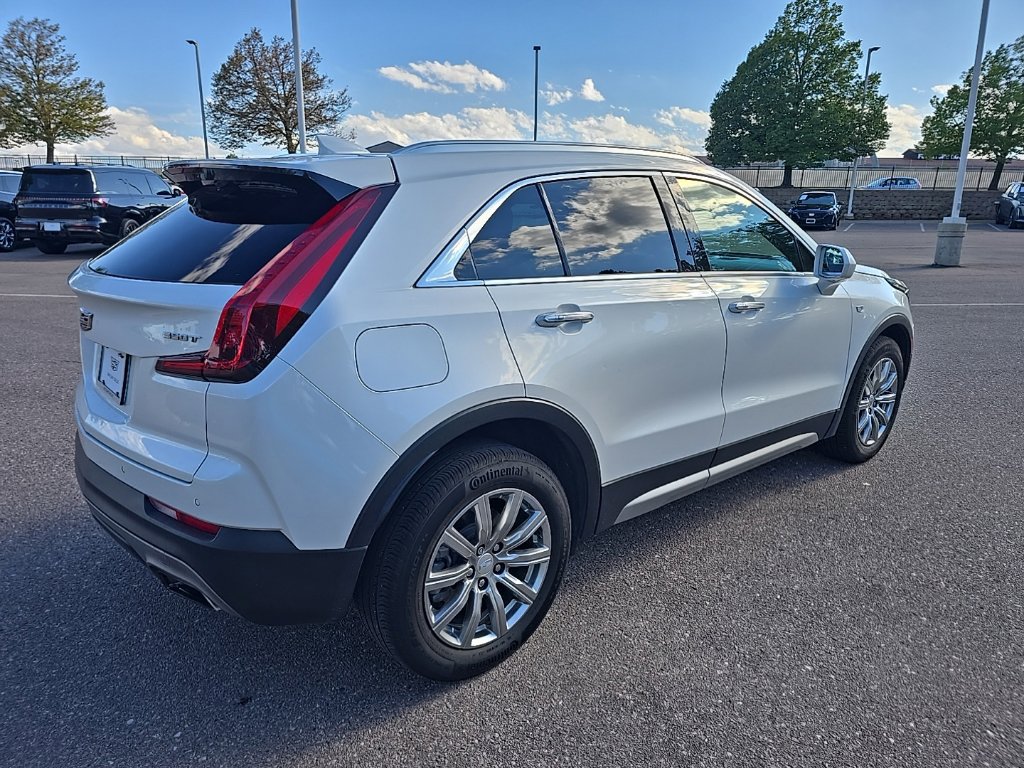 Used 2020 Cadillac XT4 Premium Luxury AWD/4WD image 5