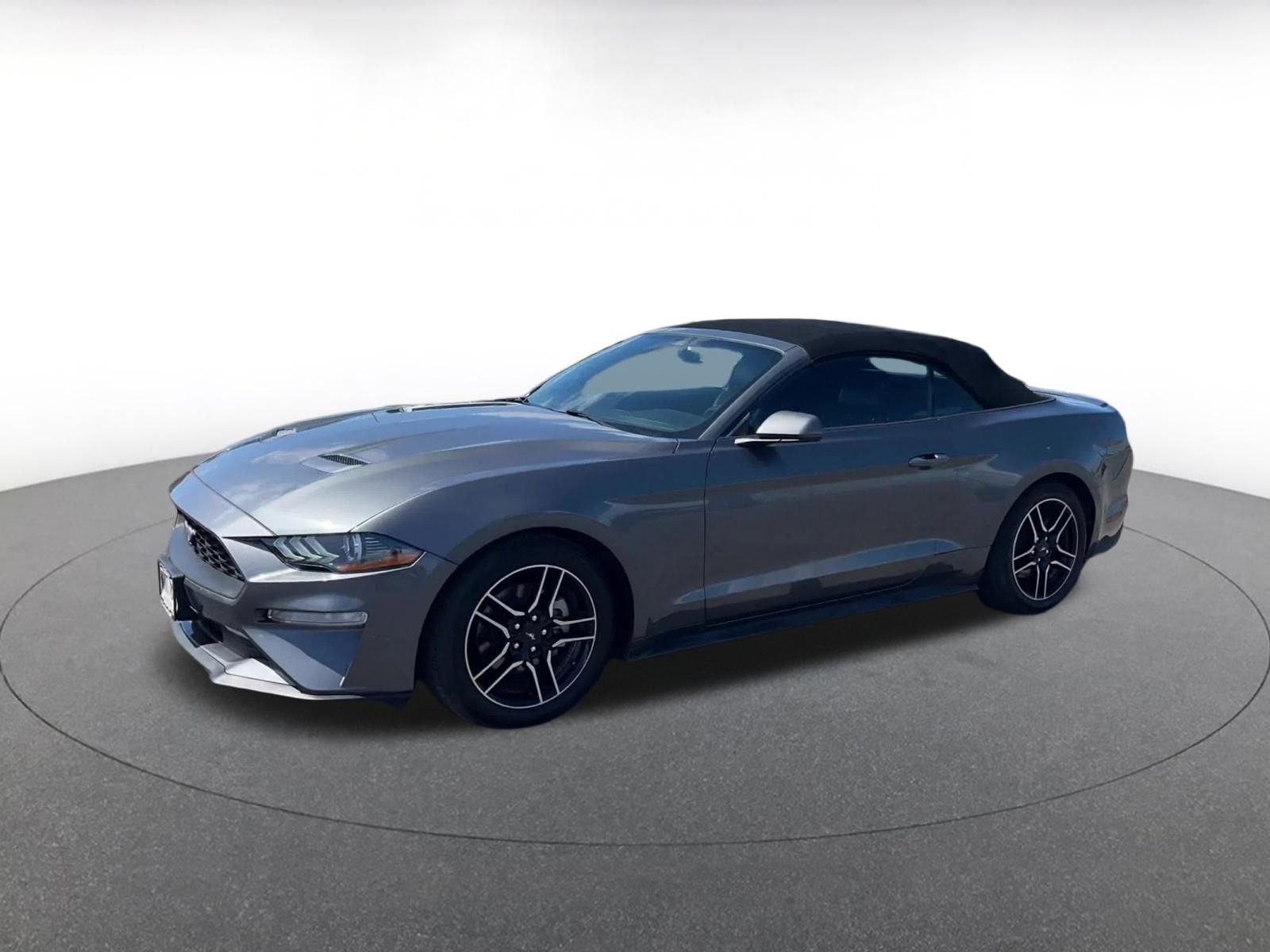Used 2023 Ford Mustang Premium image 8