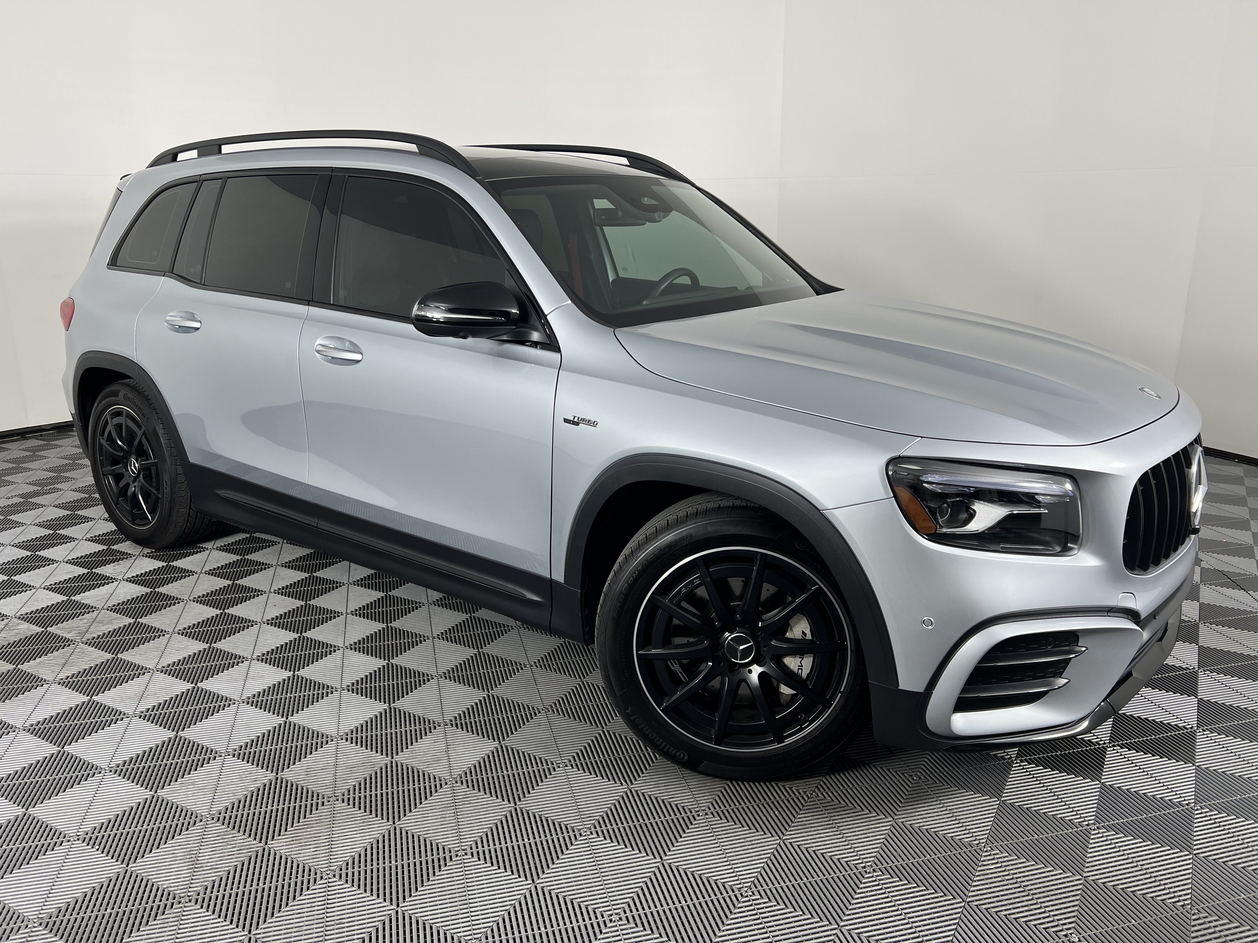 Certified 2024 Mercedes-Benz GLB 35 AMG 4MATIC image 2