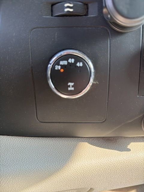 Used 2013 Chevrolet Silverado 1500 LT AWD/4WD image 11