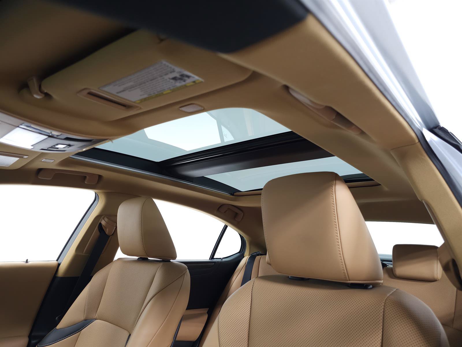Certified 2025 Lexus ES 350 w/ Accessory Package (Z2) FWD image 17
