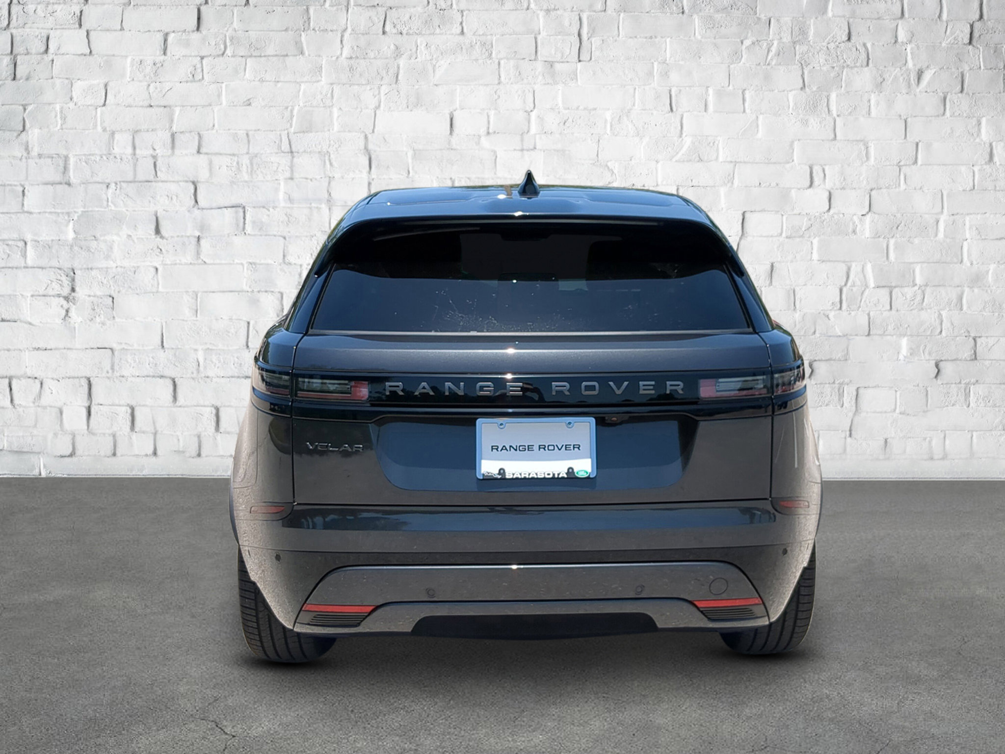 New 2026 Land Rover Range Rover Velar Dynamic SE image 5