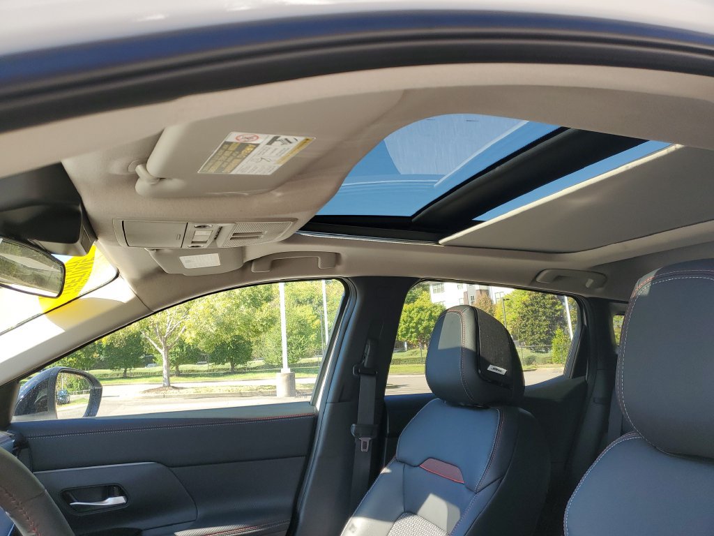 New 2027 Nissan Kicks SR w/ SR Premium Package FWD image 18