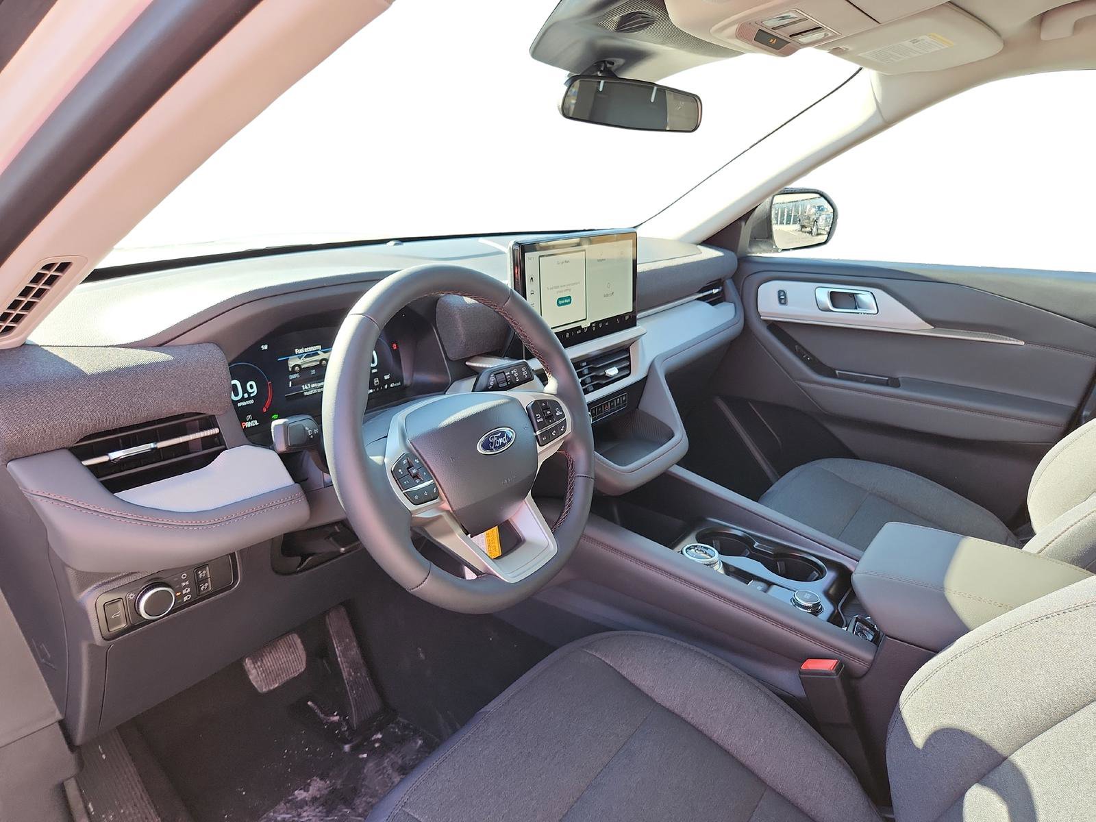 New 2026 Ford Explorer Active image 11