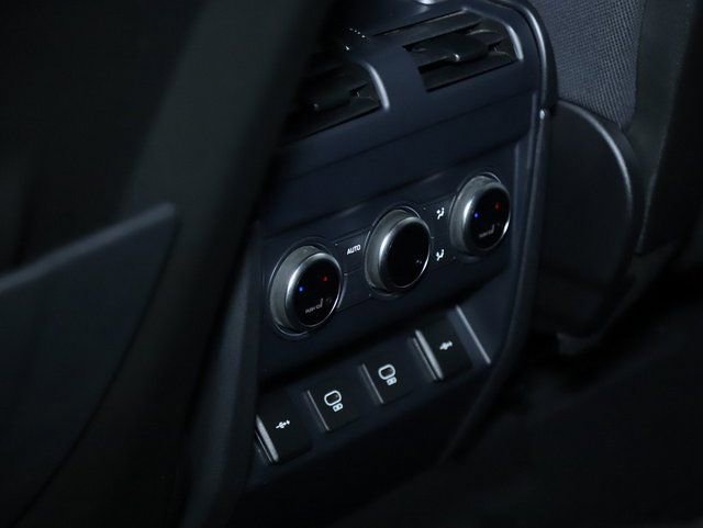 Used 2021 Land Rover Defender 110 X image 34