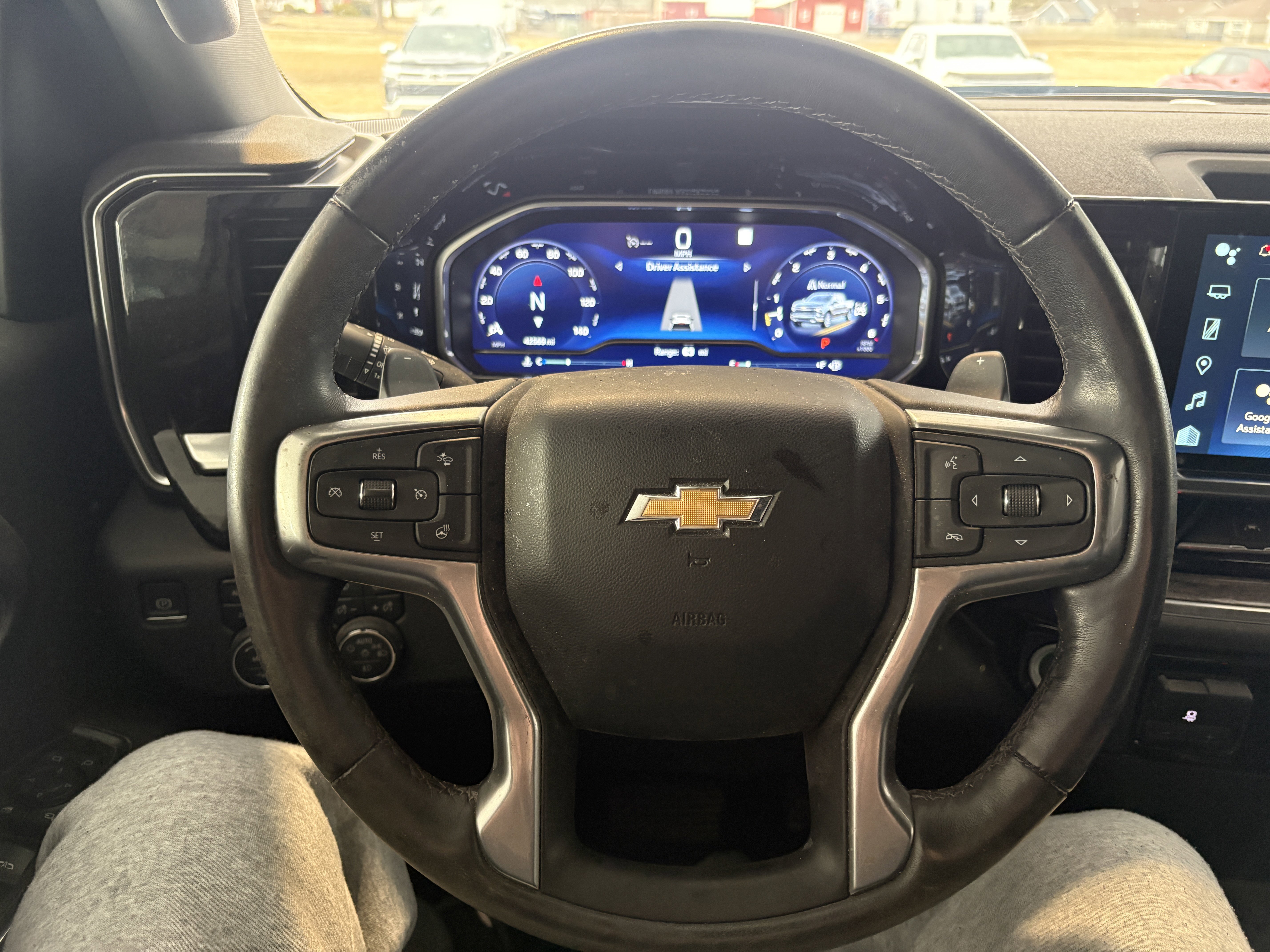 Used 2022 Chevrolet Silverado 1500 LTZ image 11