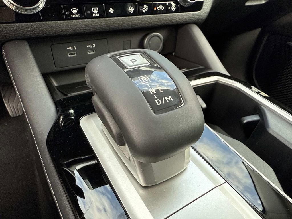 New 2026 Mitsubishi Outlander SE image 31