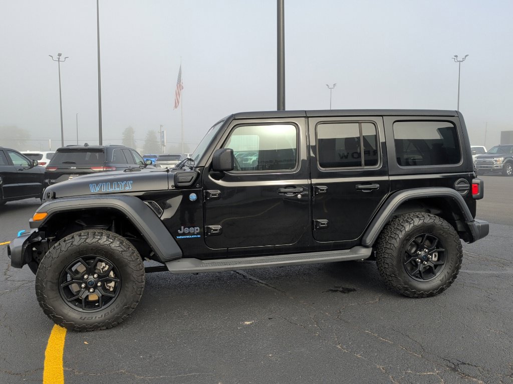 Used 2024 Jeep Wrangler Unlimited AWD/4WD image 4