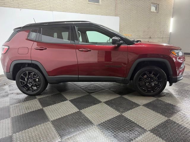 Used 2022 Jeep Compass Altitude image 13