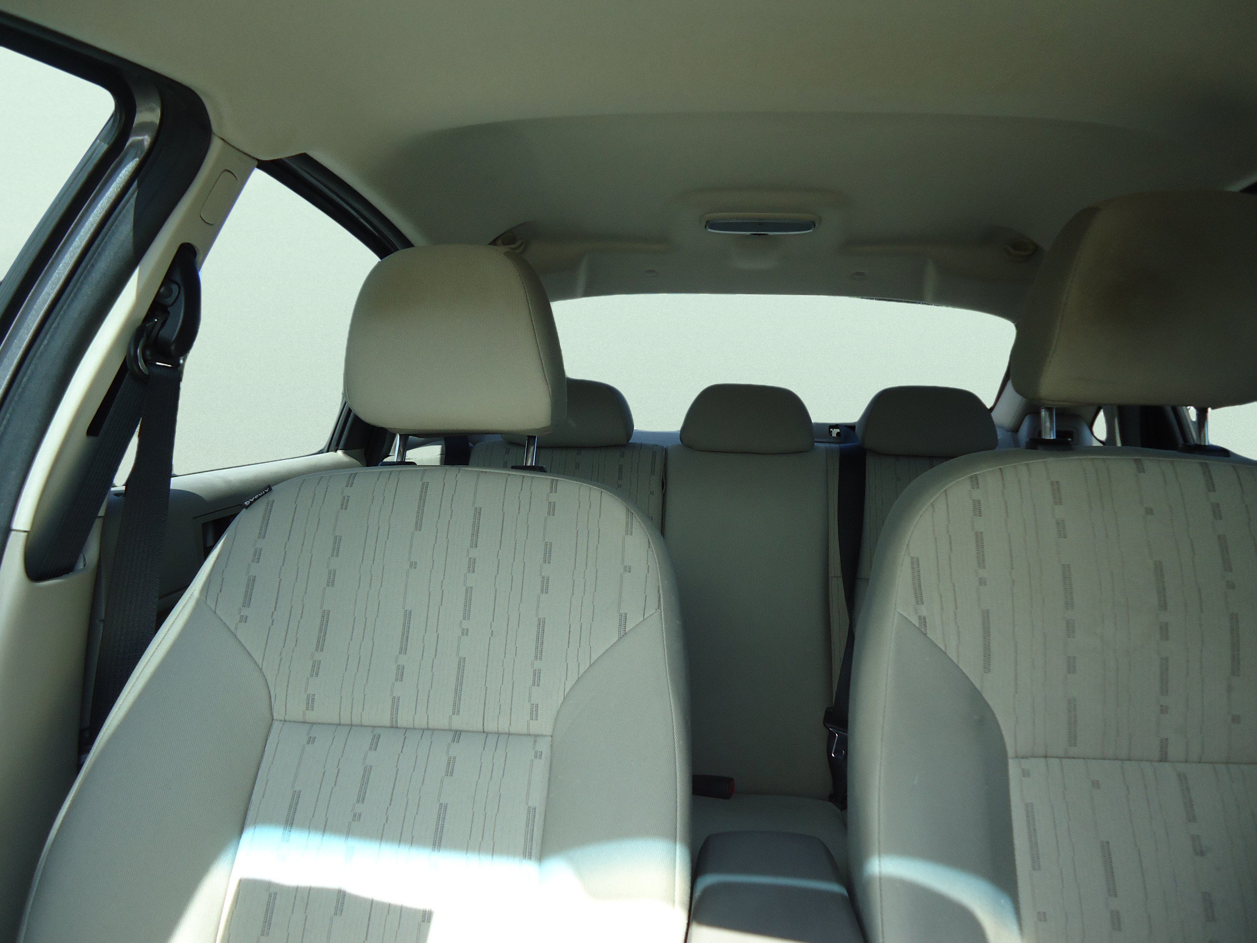 Used 2010 Ford Focus SE FWD image 24