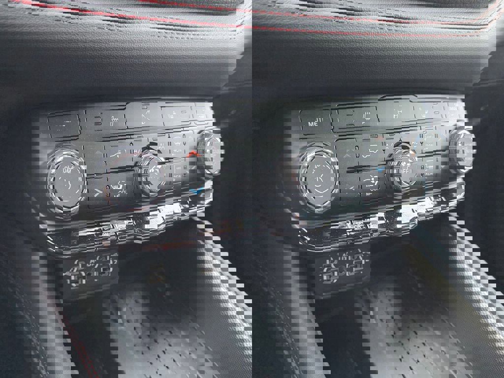 New 2026 Dodge Durango GT w/ Blacktop Package image 16