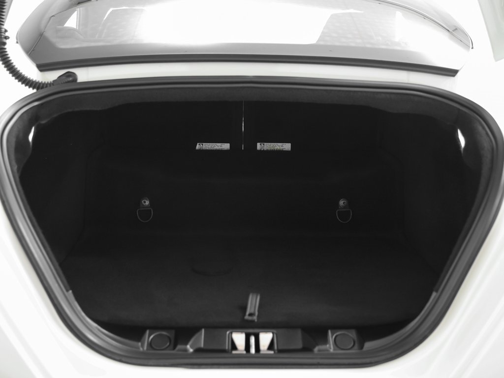 Certified 2023 Ferrari Roma image 40