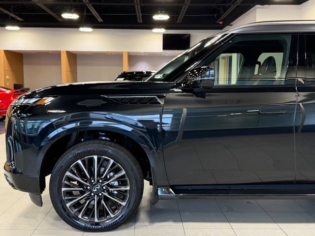 Used 2025 INFINITI QX80 Autograph w/ Premium Cargo Package AWD/4WD image 8