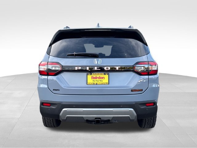 New 2026 Honda Pilot TrailSport image 6