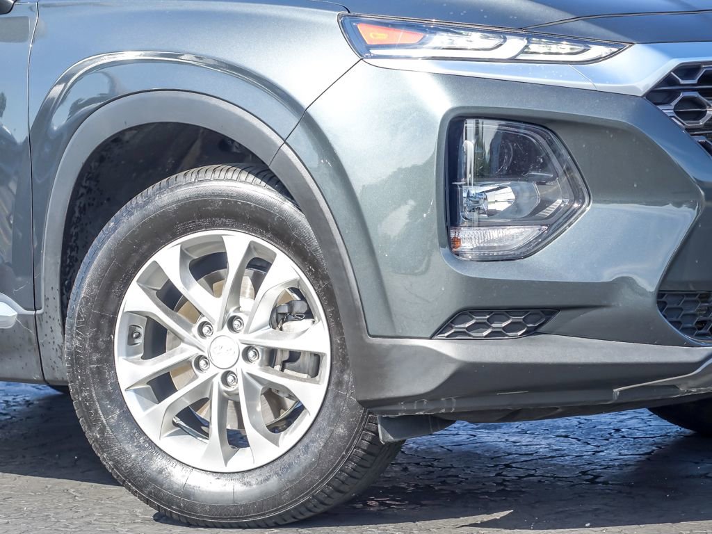 Used 2020 Hyundai Santa Fe SE w/ Cargo Package FWD image 4