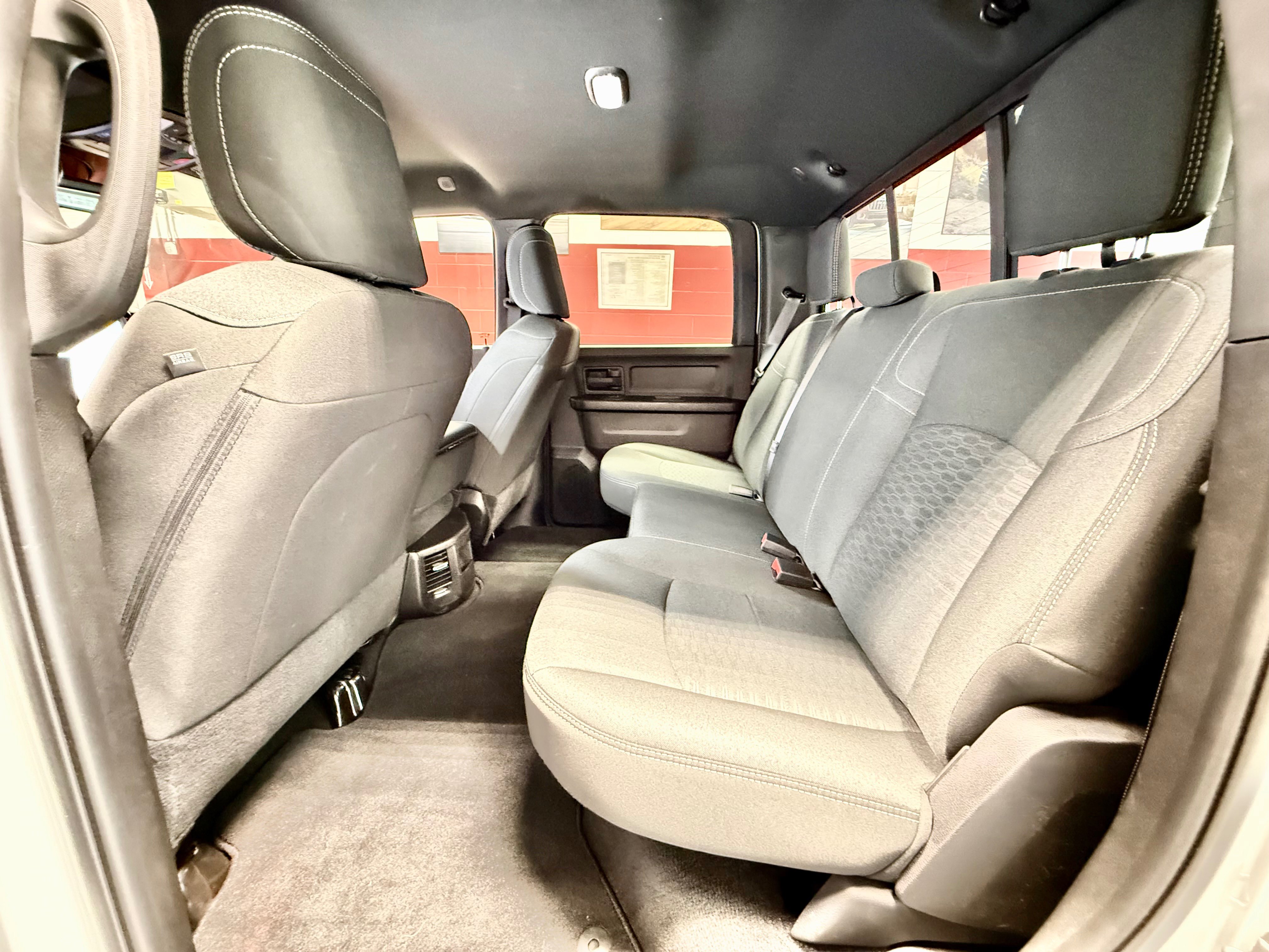 Certified 2025 RAM 2500 Tradesman AWD/4WD image 38