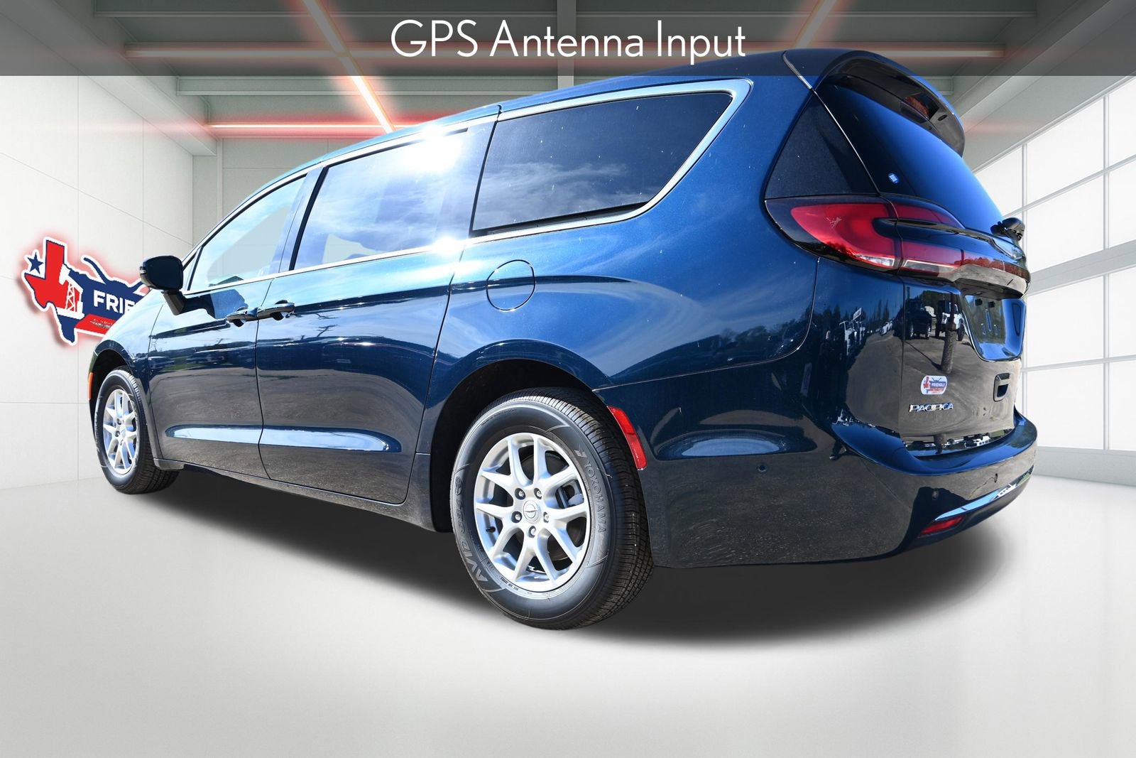 New 2025 Chrysler Pacifica Select image 6