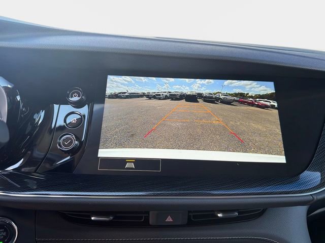 Used 2023 Buick Envision Essence AWD/4WD image 24